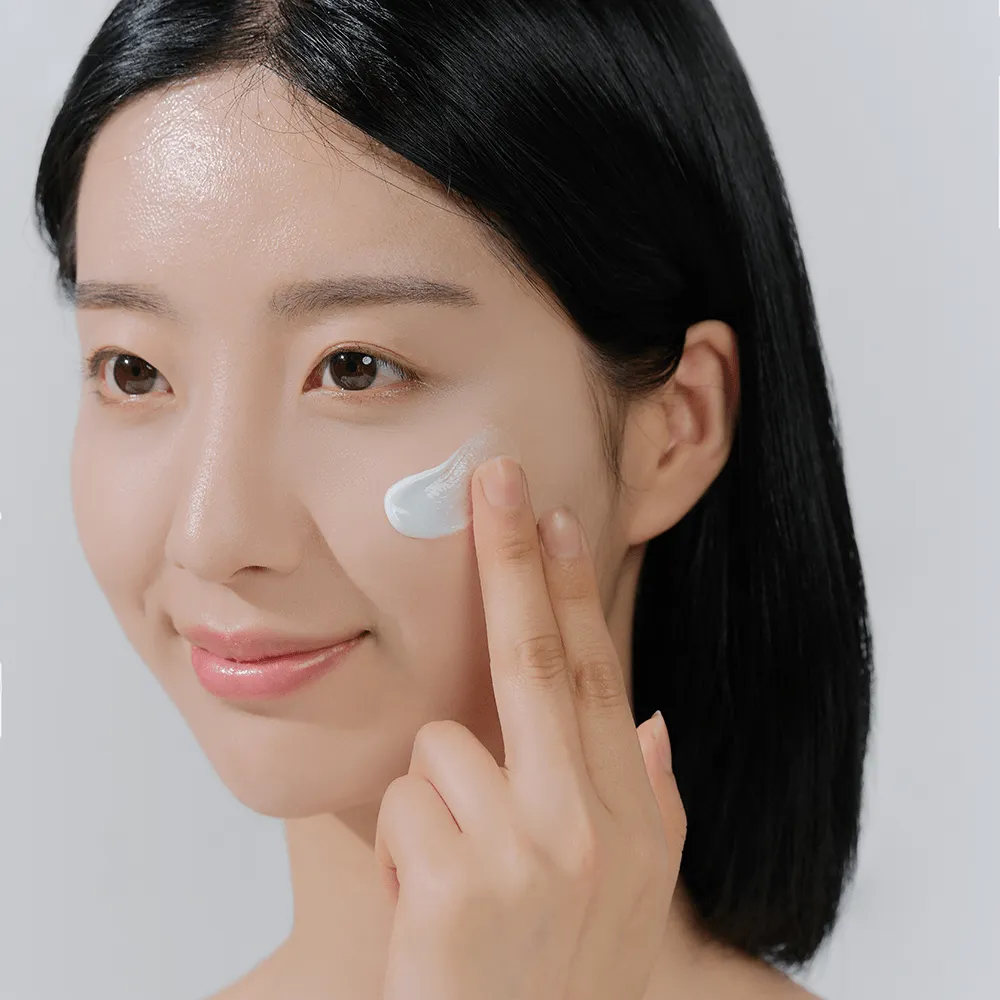 Hyalu-Cica Water-Fit Sun Serum SPF50  PA    