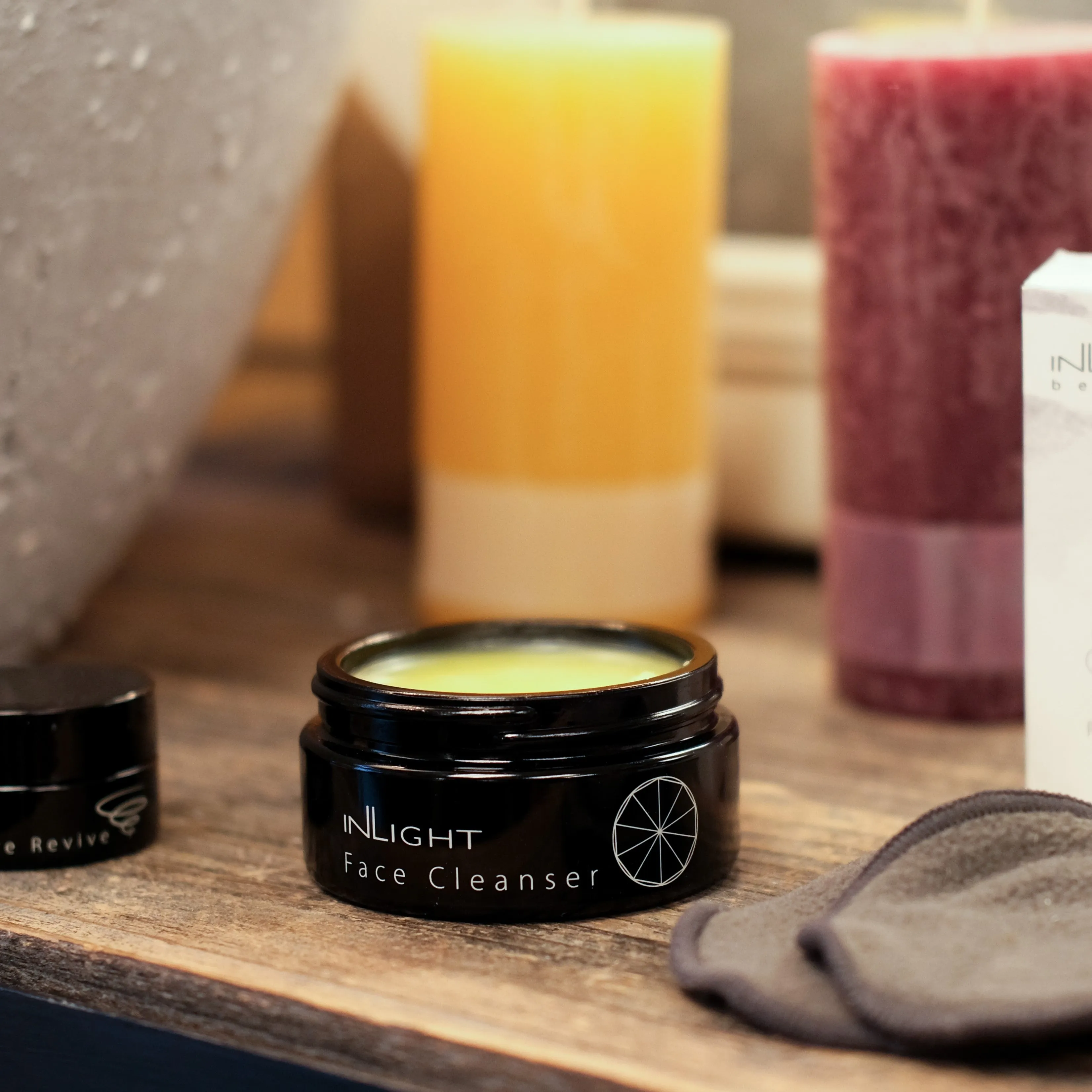 INLIGHT BEAUTY - Face Cleanser